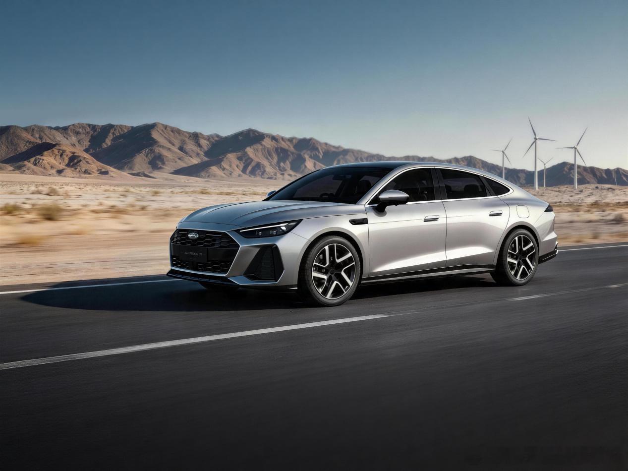 奇瑞全域AI技术成果亮相北京车展奇瑞展台这把直接来了个包场，国内外品牌同馆，57