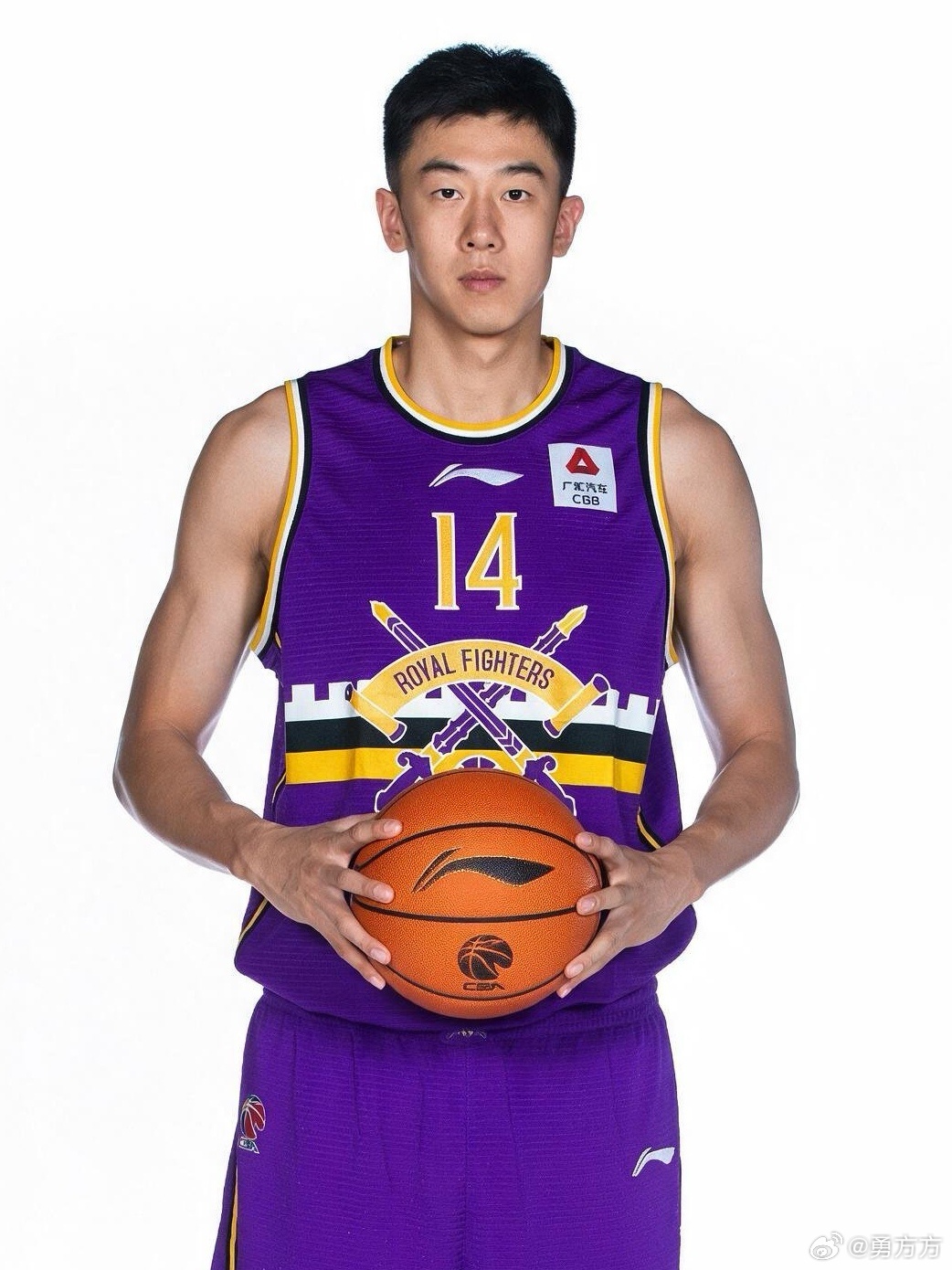 北控男篮 王少杰与广东的租约到期后，本月初就已经回归北控训练，现在看来大概率是留