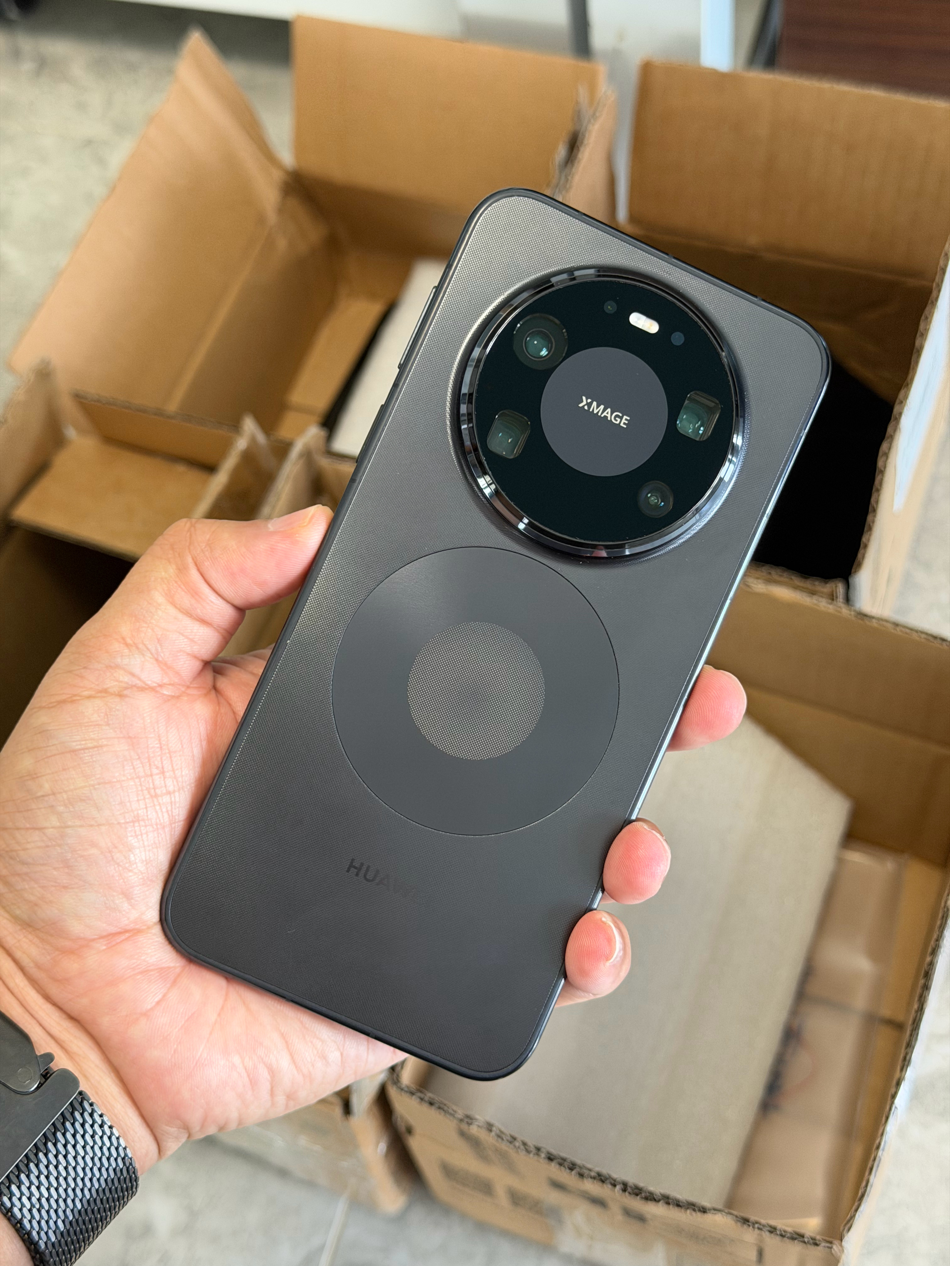 我是全网最后一个用华为Mate80 Pro Max的博主吗？还有一个多月即将发布