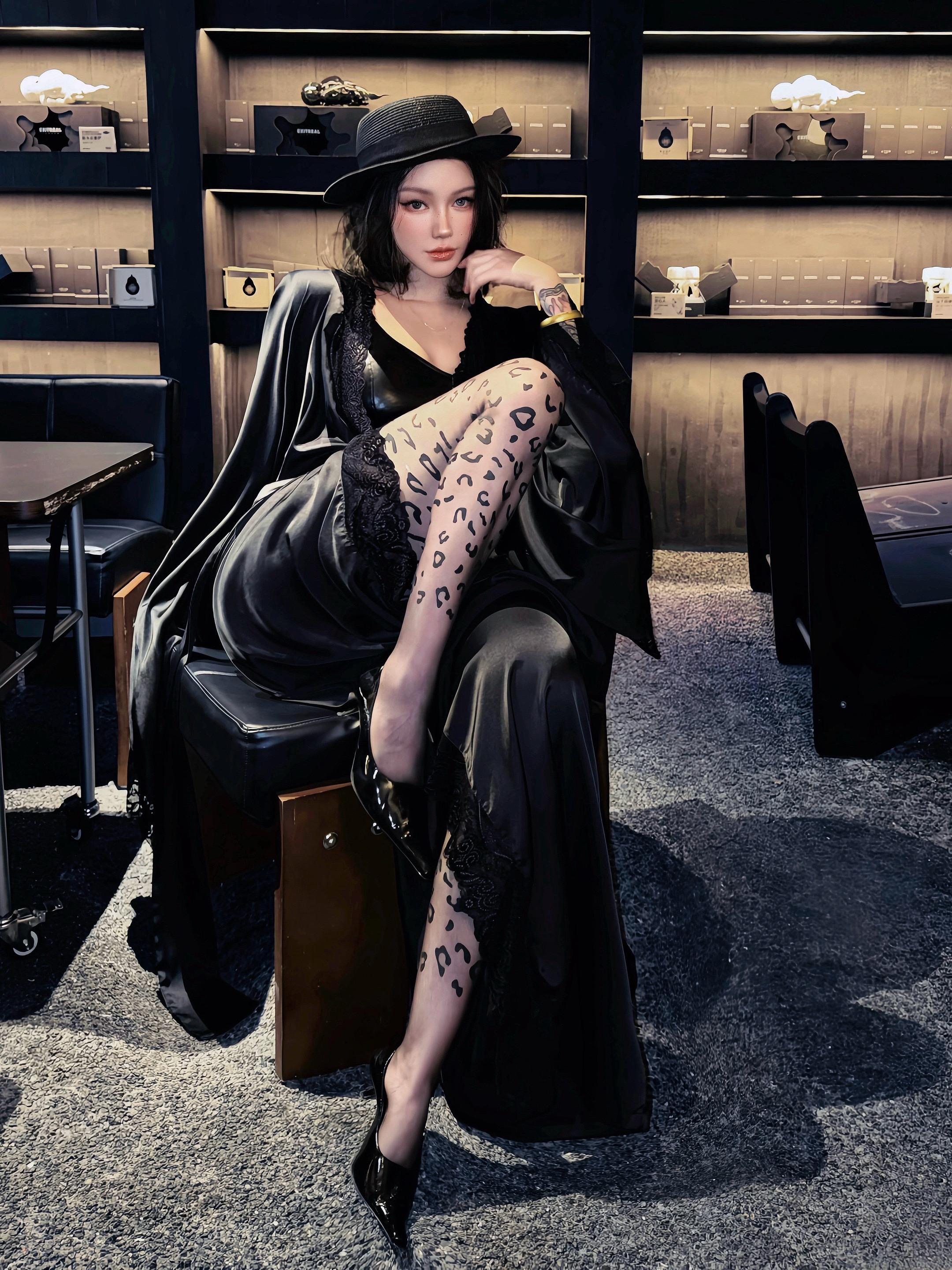 我来诠释张力。