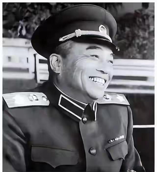 教了一辈子书才懂：彭老总中南海一拍桌，惊醒多少梦中人


1951年2月24日，