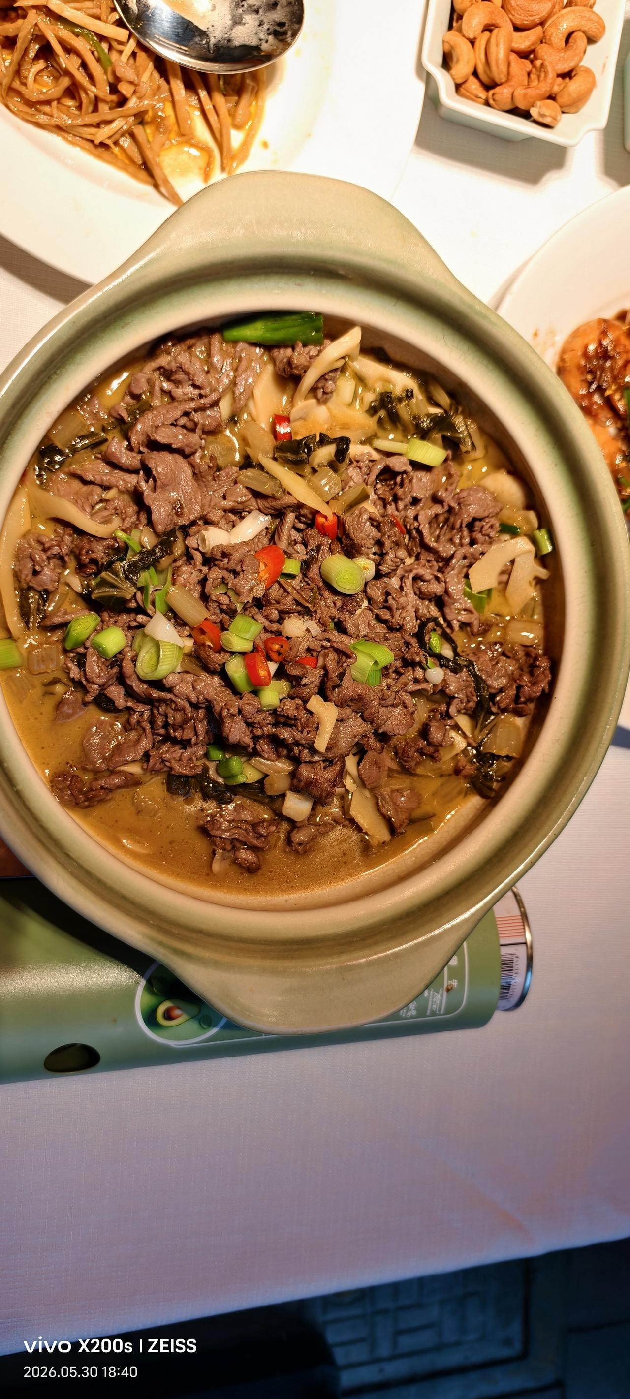 家门口这家南通本帮菜，真不赖！一周连搓三顿还想再刷。

六一期间刚带外孙女和亲家
