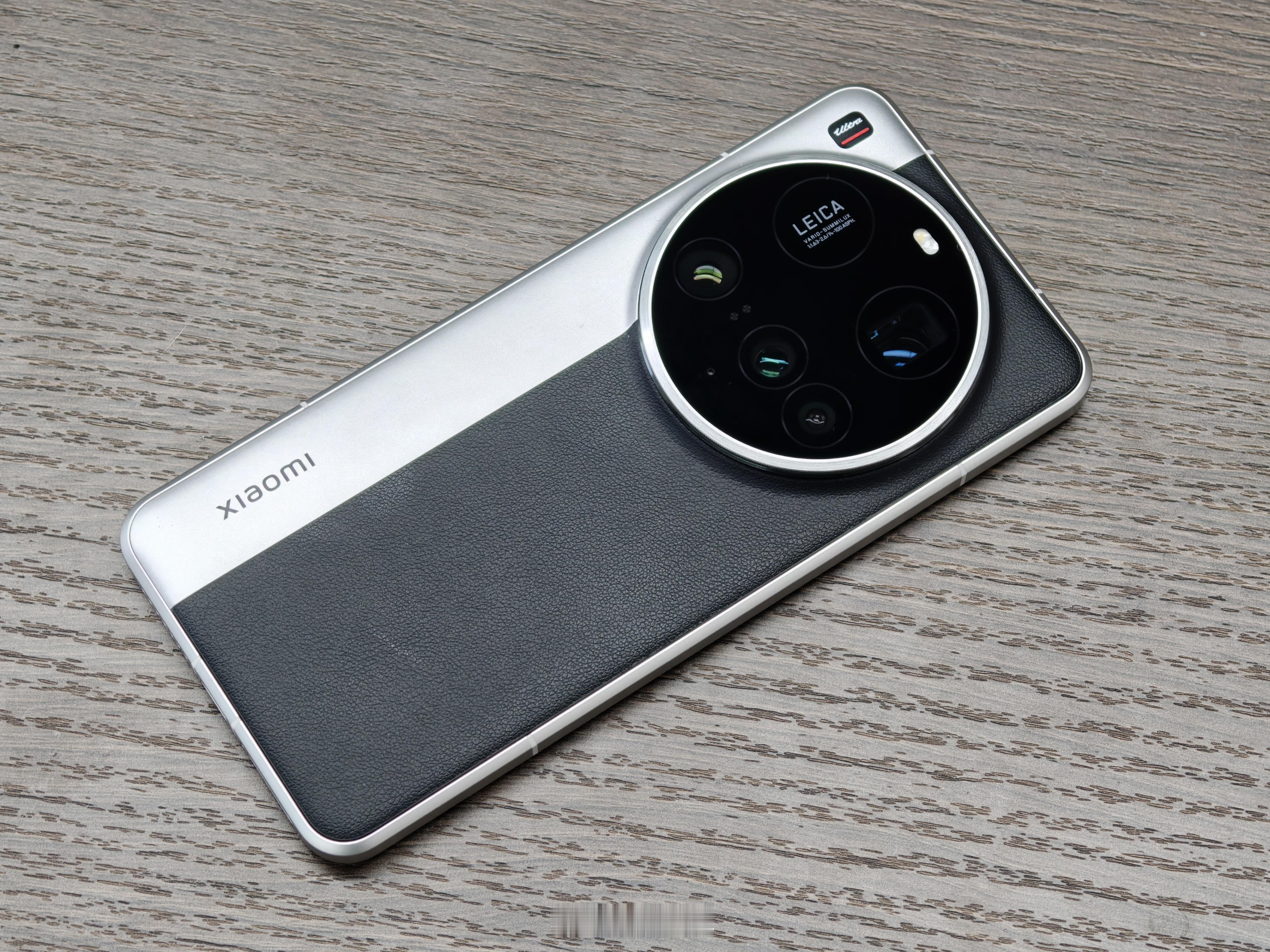 小米17 Ultra开始预热了，不知道这一代会有什么样的惊喜，我看站哥爆料感觉很