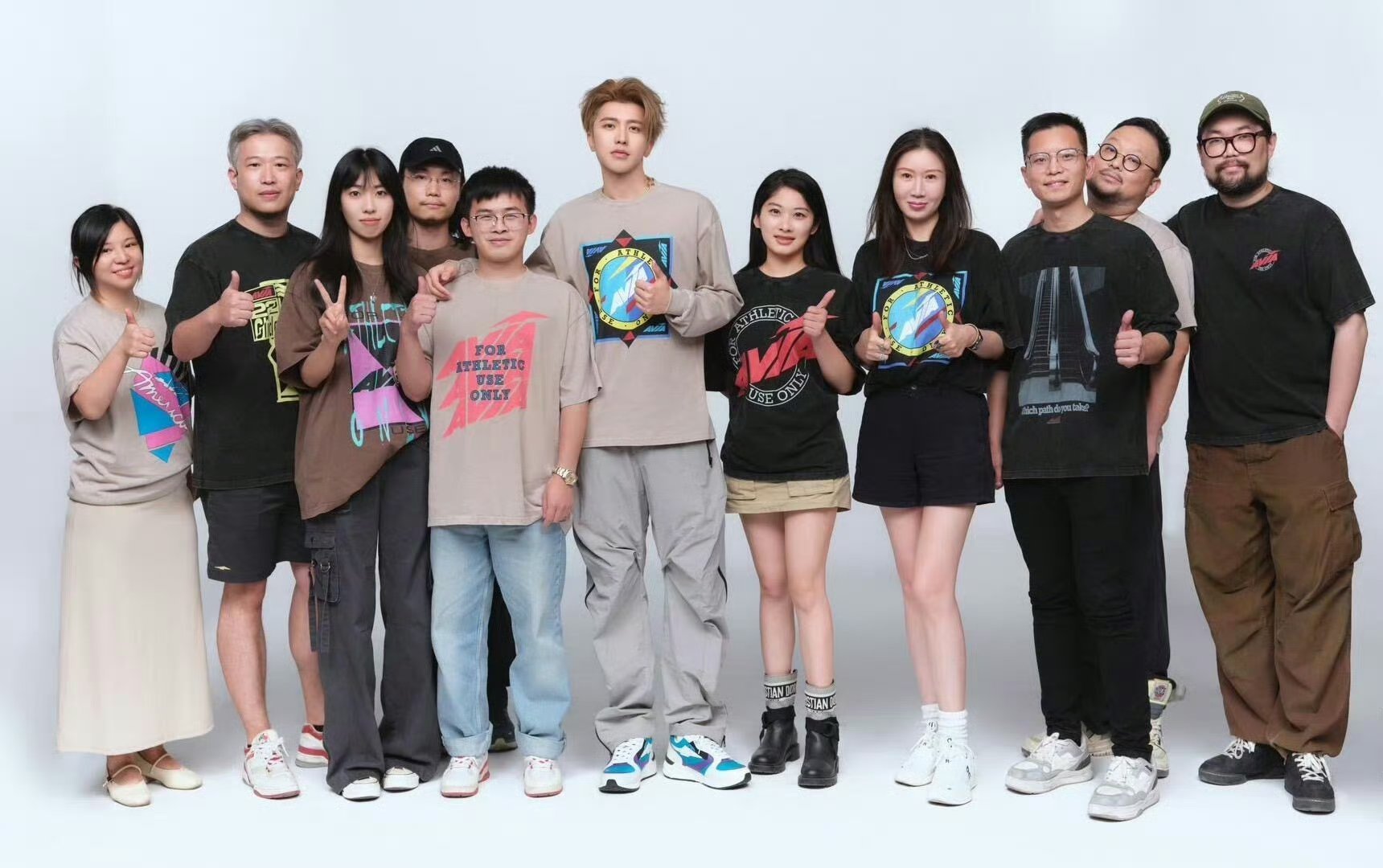 #蔡徐坤avia全球品牌代言人#我的天呐这速度也太快了吧！致力运动美学，打造时尚