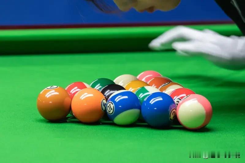 赵心童夺2026斯诺克球员锦标赛冠军 北京时间2月23日凌晨，赵心童在2026斯