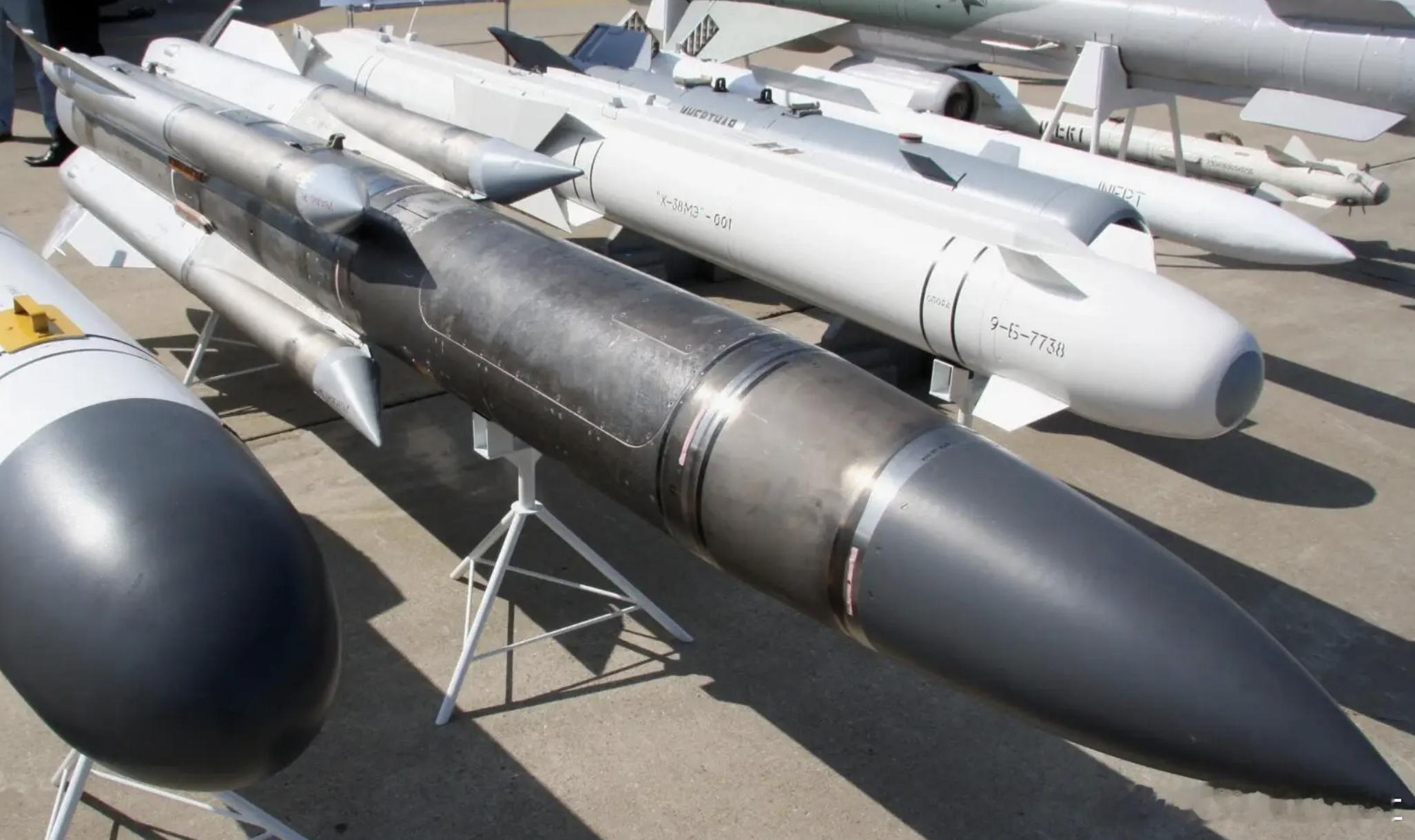 美国又当“运输大队长”了😂刚看到的消息，伊朗那边在霍尔木兹甘省打扫战场，居然捡