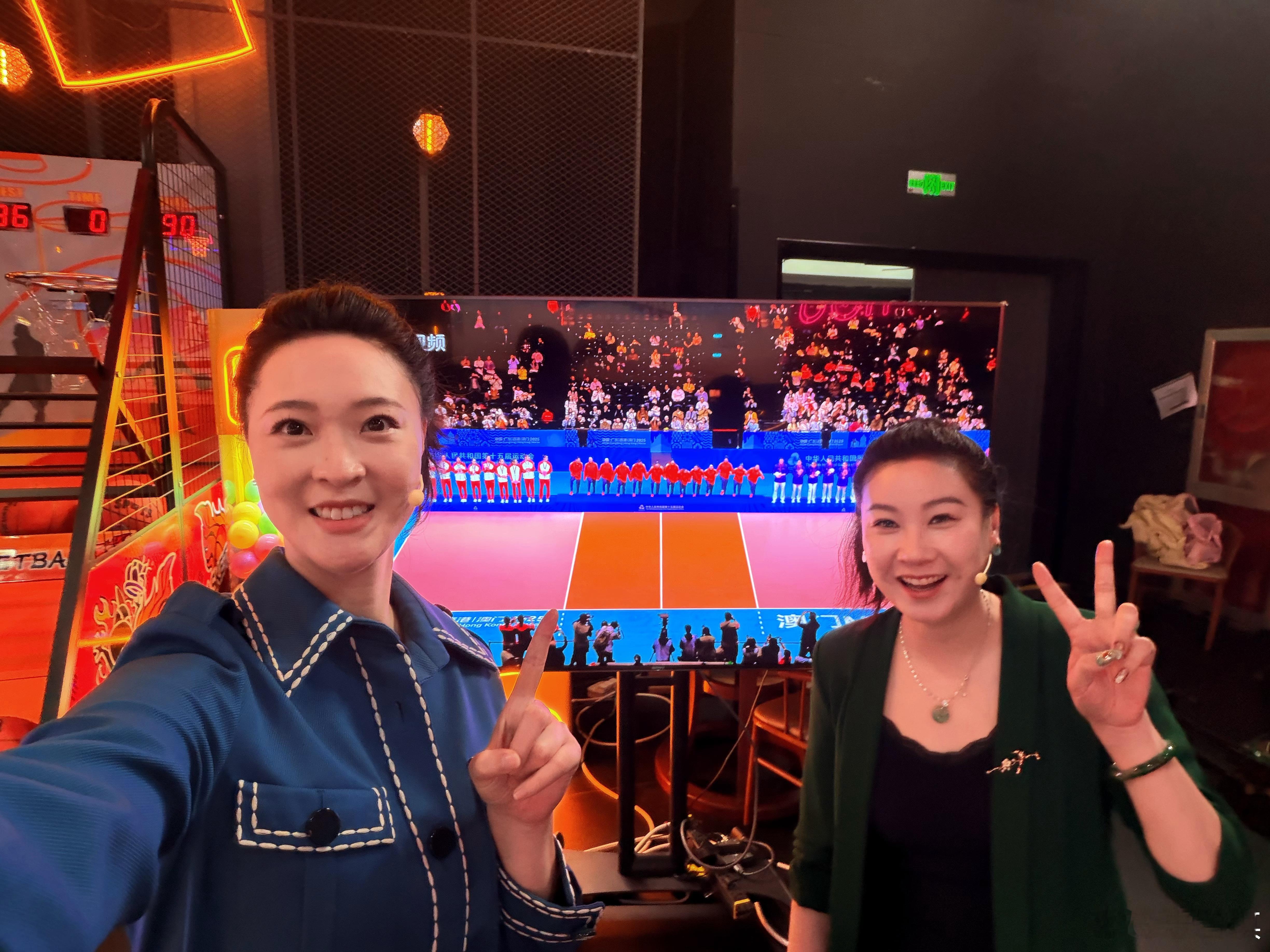 恭喜江苏女排再一次获得全运会冠军🏆太棒啦🎉也恭喜山东队创造队史，福建队重回领