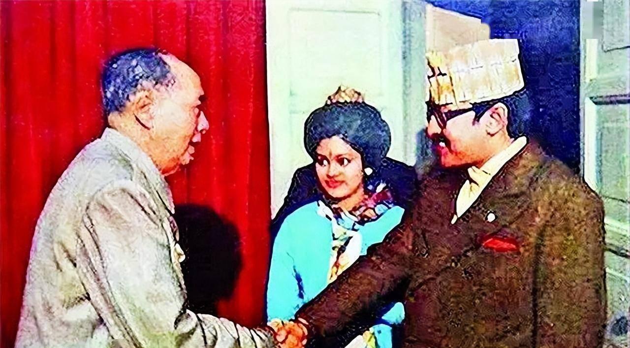 老覃在昨天写了《1960年，毛主席路遇郴州书记，问：你们那里的三绝碑还好吧？》一