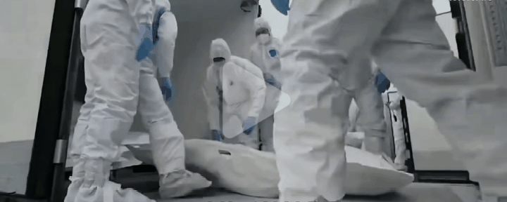 俄罗斯再次向乌克兰移交1000具遗体

俄罗斯和乌克兰双方按照计划交换双方阵亡士