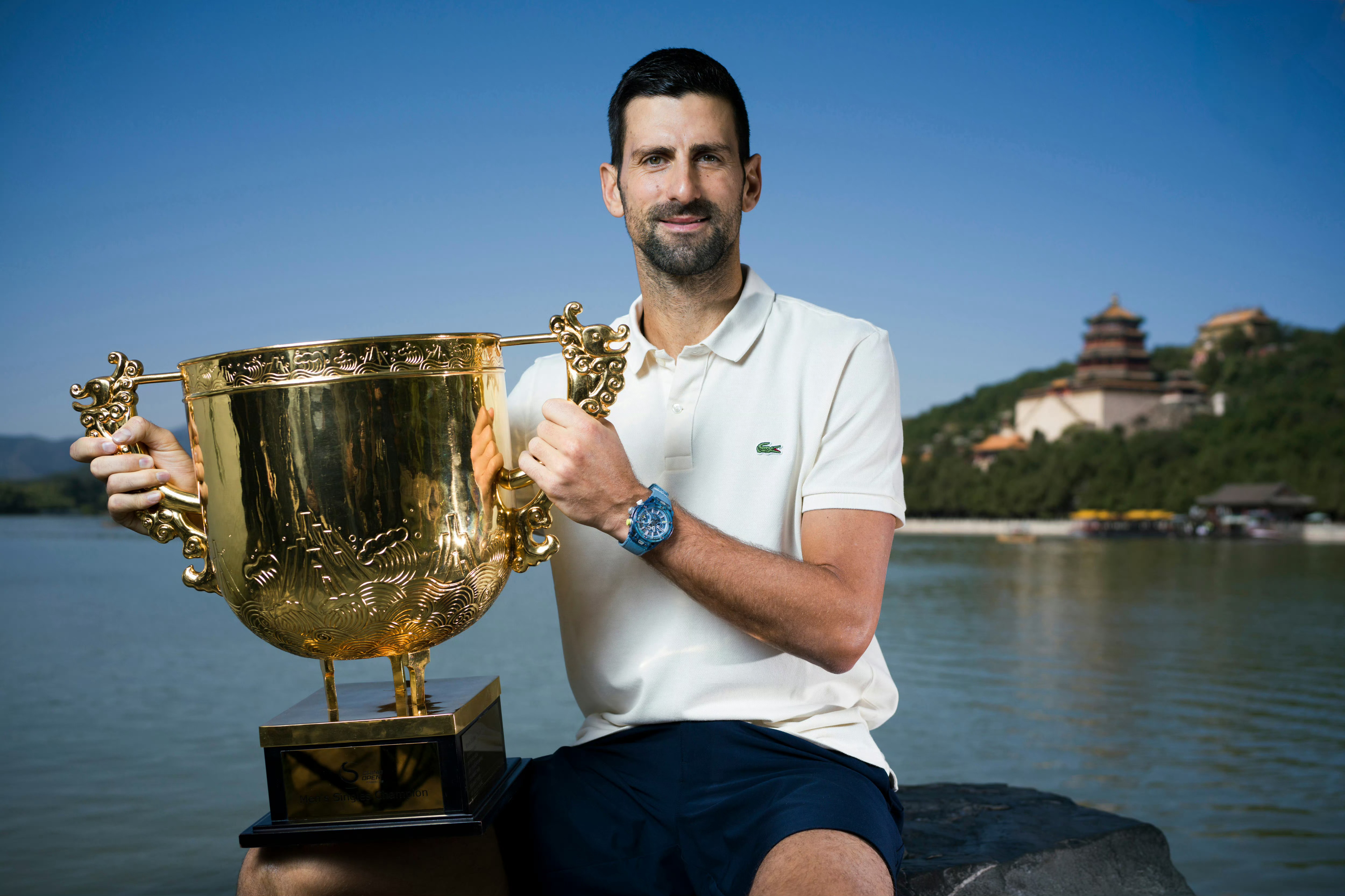 致今晚在现场的Nolefam，王老师会带领大家一起为小德加油：加油口号1️⃣入场