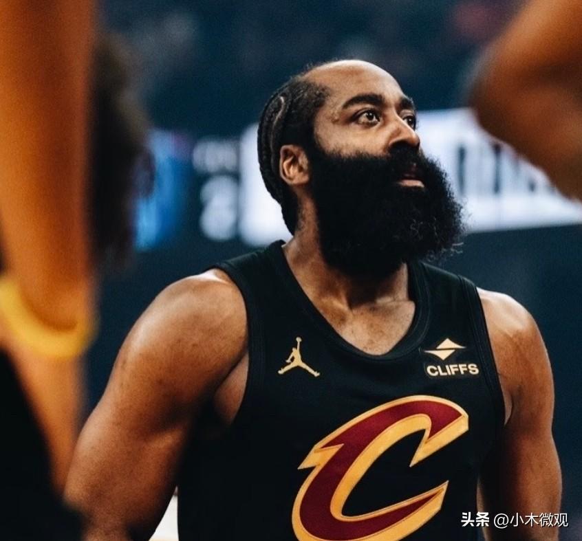 今天NBA最炸的新闻，不是总决赛。
是哈登被抓了。

说实话，喜欢登哥这么多年，
