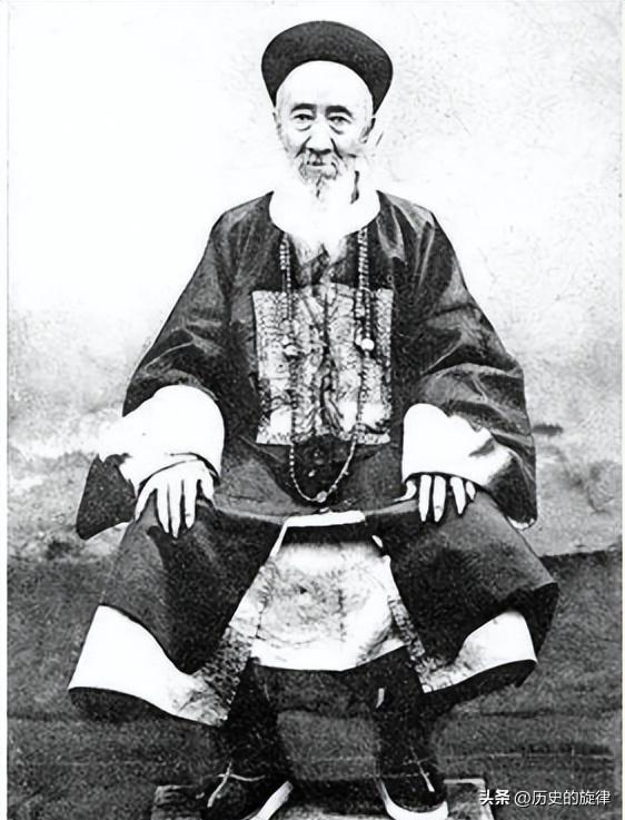 张之洞让侄子用石头换200两银子，当铺掌柜看破不说破，背后藏着大智慧
 
晚清光