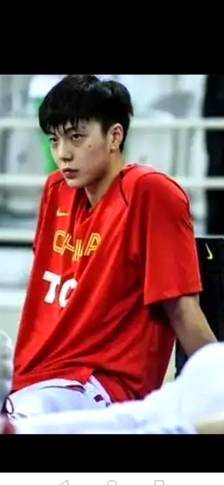 男篮俱乐部杯 两广今晚德比
家人们谁懂啊！

今晚8点整，2025年CBA俱乐部