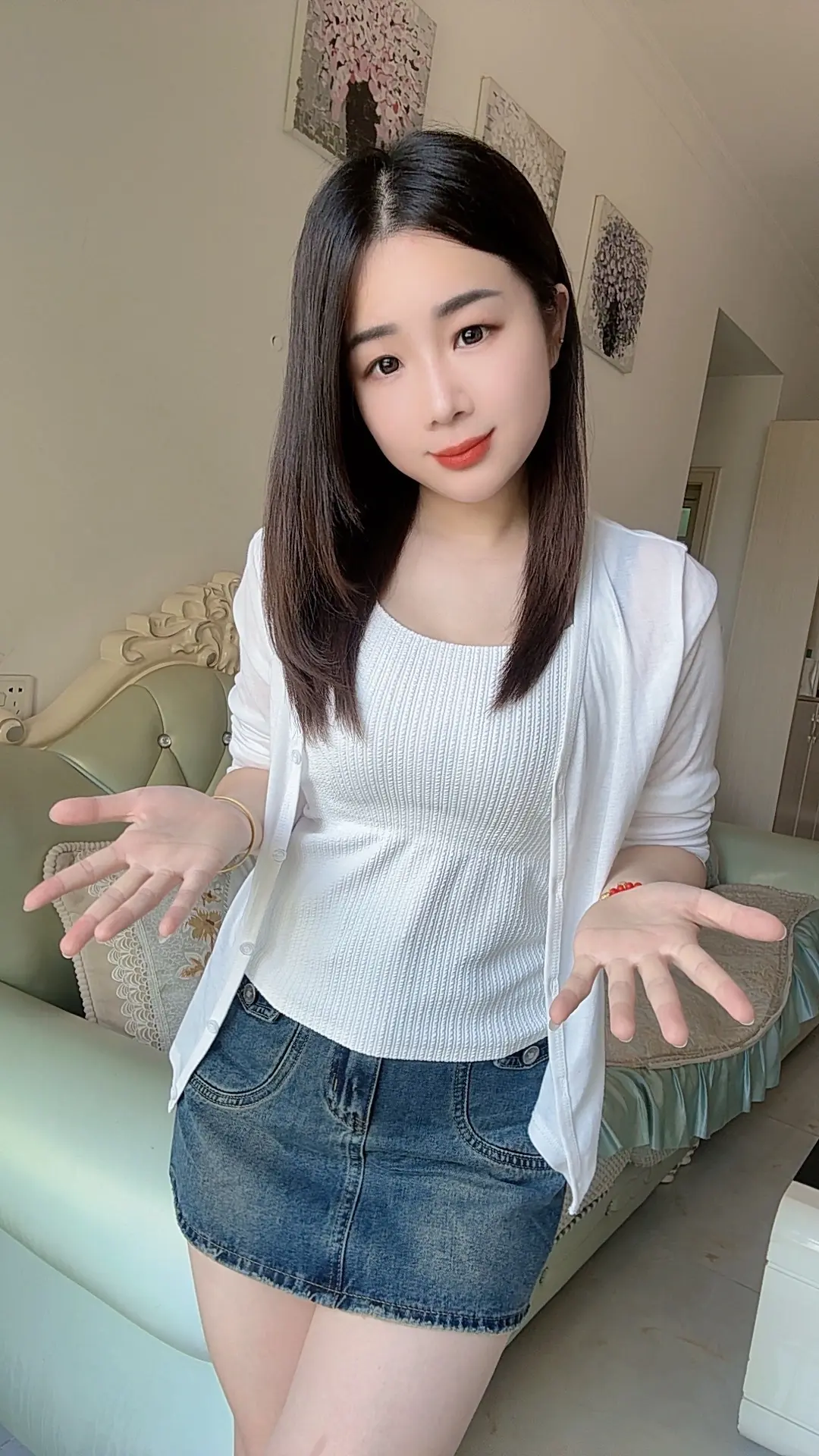没人关心没人心疼委屈只有自己承受 加油姑娘以后你会更好