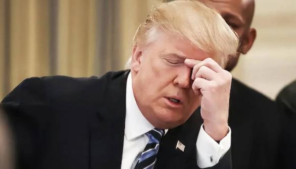 “日损5亿”与“炸毁伊朗”

4月21日，特朗普在他常用的社交媒体“真实社交”上