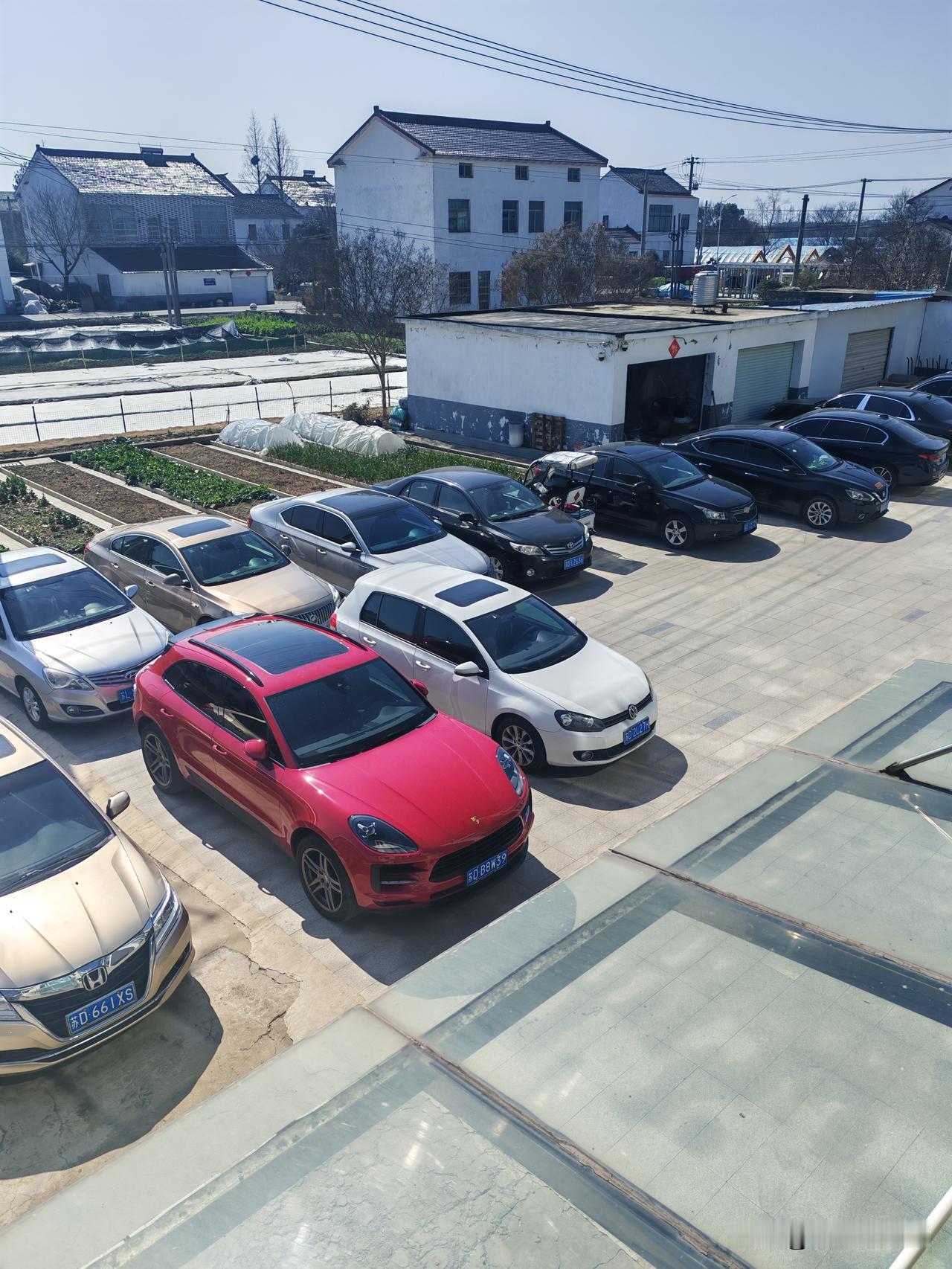 作者声明：本故事有虚构，演绎情节，请理性阅读。

年初四办席想省个钱，结果算完账