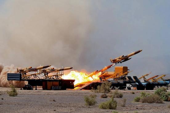 以色列终于坐不住了，不等伊朗做出任何反应，他们就对对方进行了新一波的打击，并且还