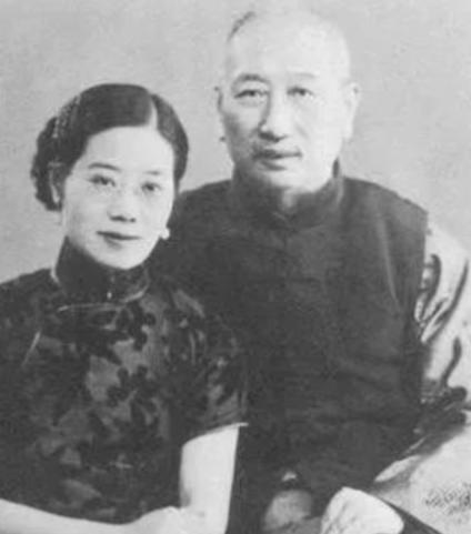 1900年，连生两女的朱环佩再次怀孕，丈夫：“再生女儿我就纳妾，”谁料，生下来还