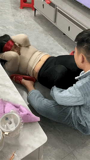 图1：人家在努力锻炼的时候，是不是必须要给上一直鼓励。
图2：简直就是浪费啊，好