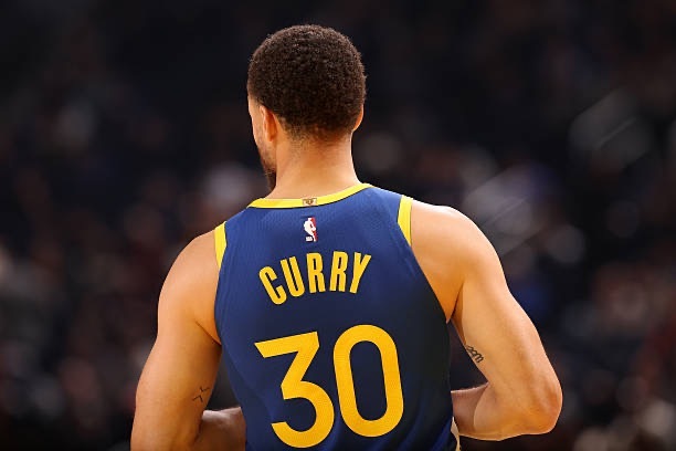 明天勇士主场迎战🐝  怎么说？ 