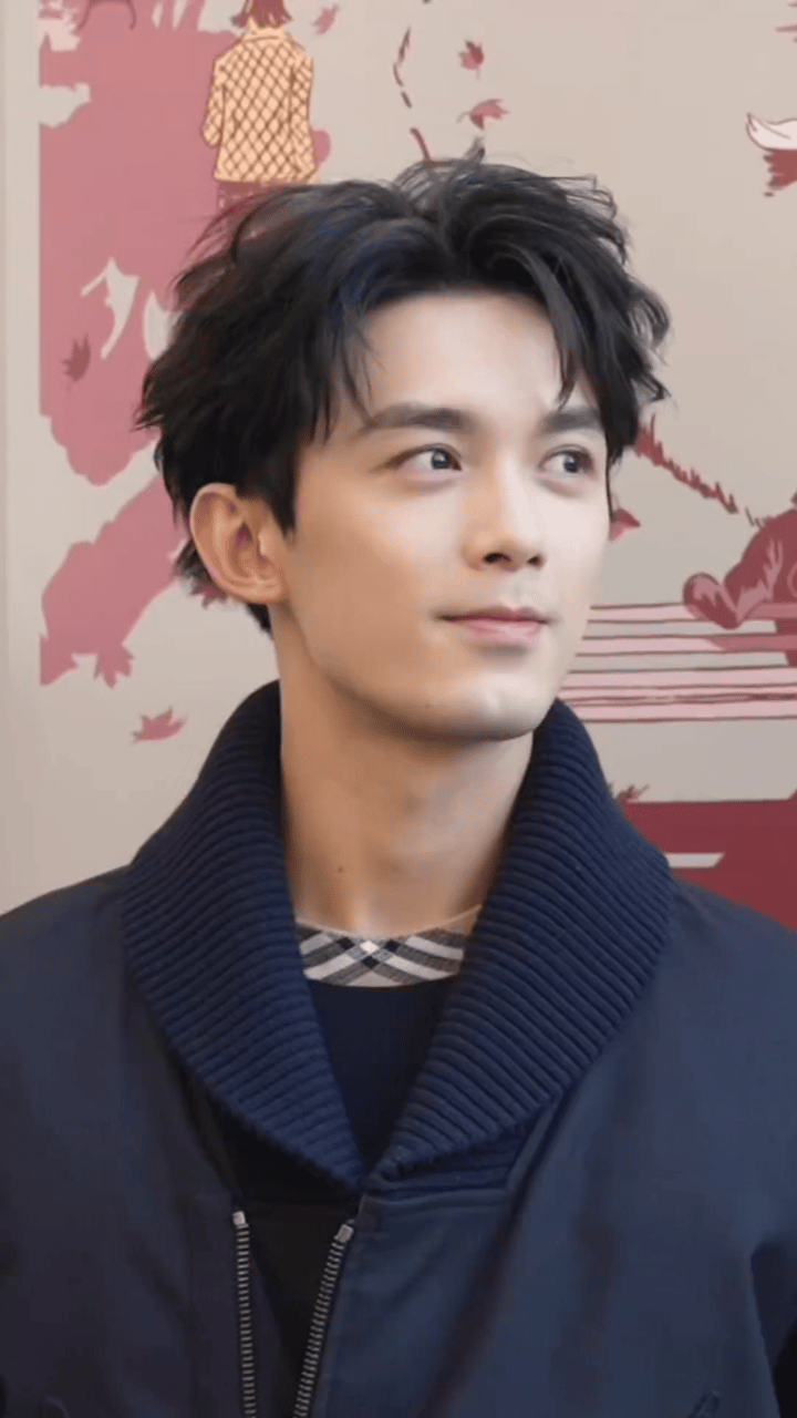 青年演员吴磊正式出任腾讯视频全平台代言人。此次官宣于各账号同步推进，腾讯视频以这