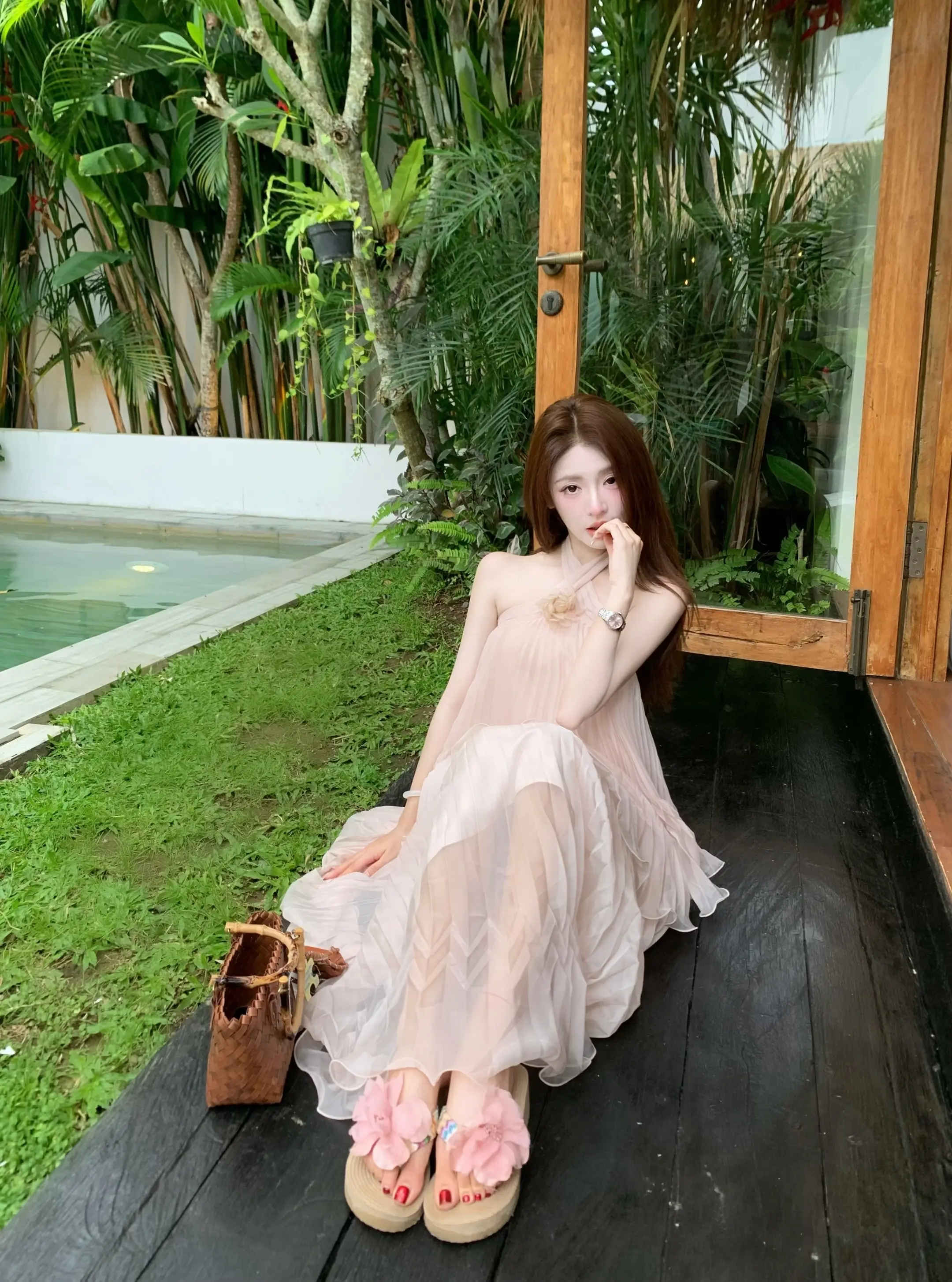 你说过的誓言 我用凌晨三点的眼泪为你抹去。