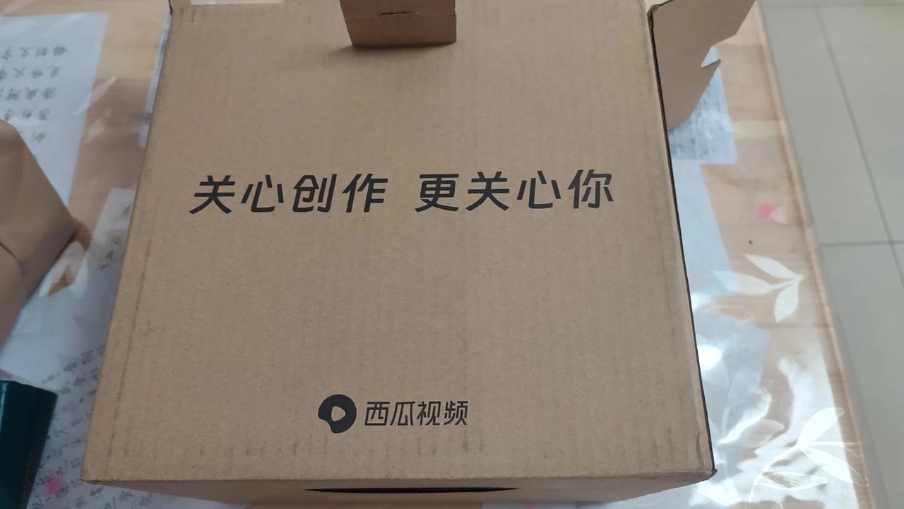 西瓜视频的老师们给安排的中秋礼物🎁感谢老师们的认可和鼓励[作揖]@西瓜视频