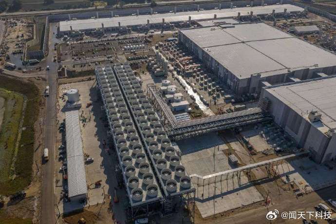 【微软最强AI数据中心遭集体诉讼：24 小时不间断扰民】7 月 7 日消息，今年