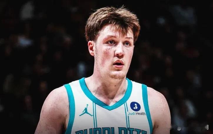 黄蜂自2016年以来首次取得6连胜，那会克尼普尔才10岁

2月1日消息，NBA