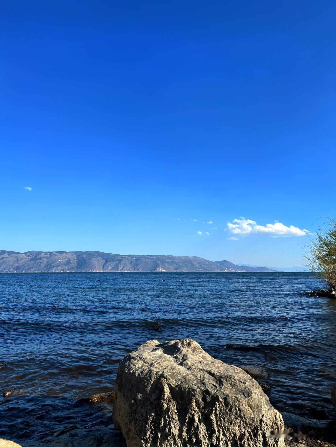 保持年轻的10个习惯，坚持下去你就是赢家！

1.  多溜达溜达
    非得跑