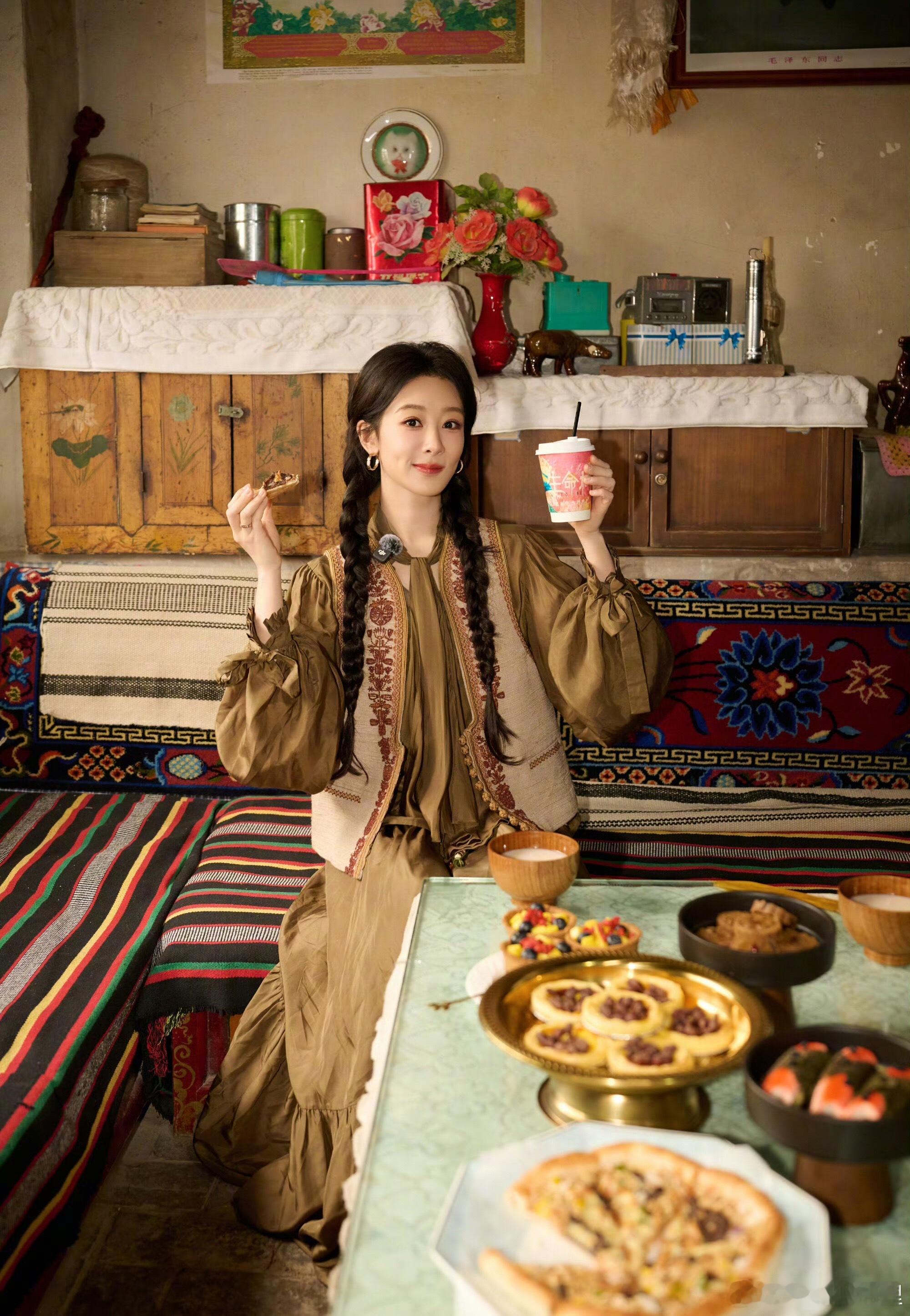 杨紫带徽墨回青海白菊回青海玩的乐不思蜀了 