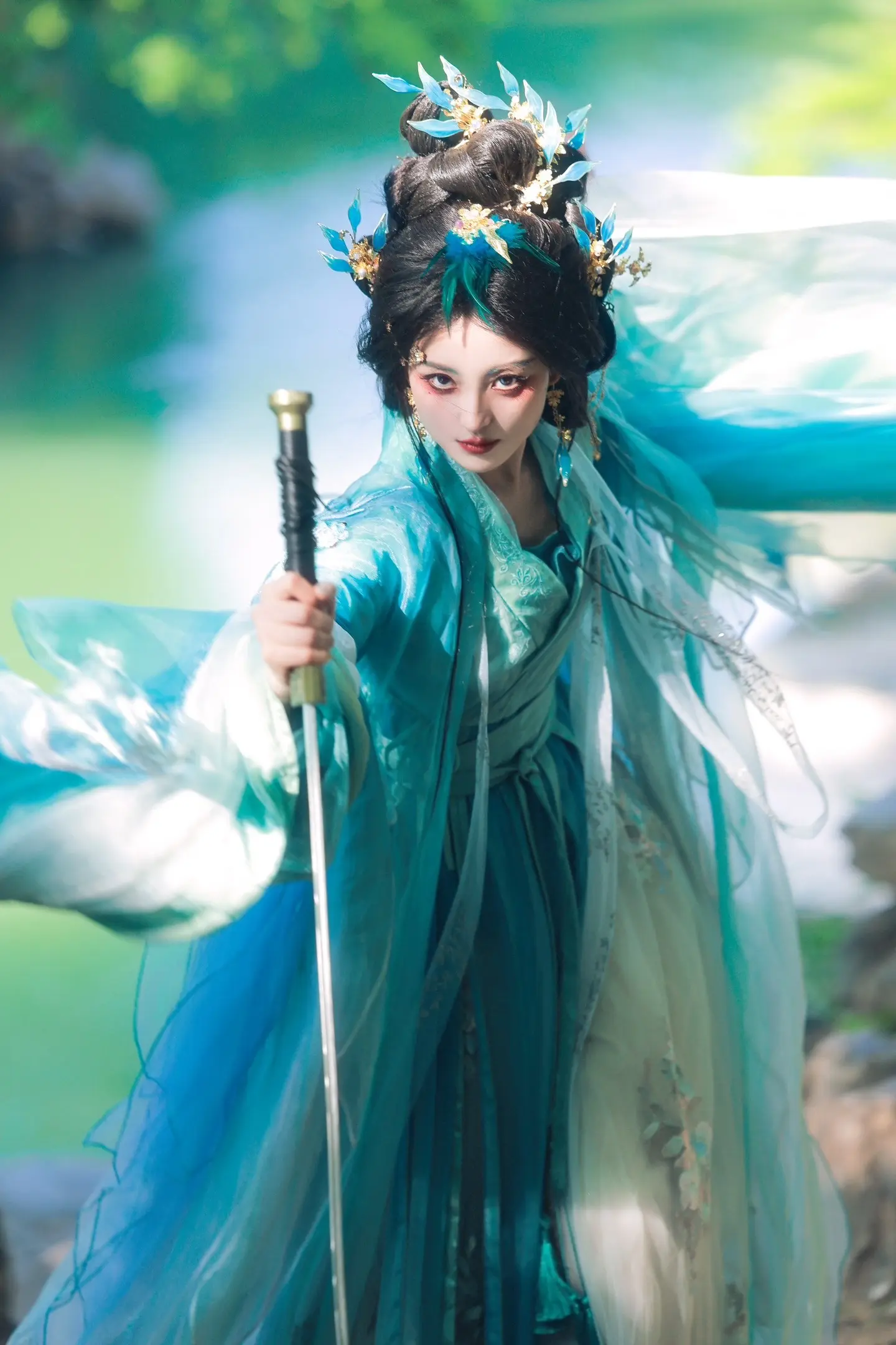 听好了，这招叫做“自在飞花轻似梦”摄/后：我 出镜：  💄