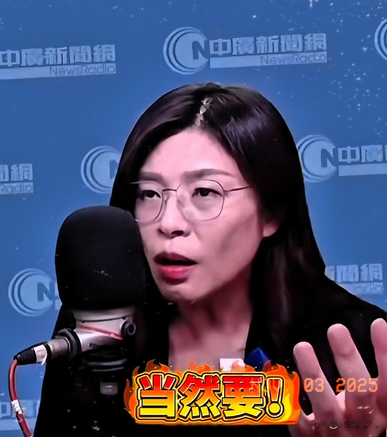 终于知道卢秀燕和侯友宜为什么不愿出席典礼！
 
试想一下，本来在党内盼着能分到一