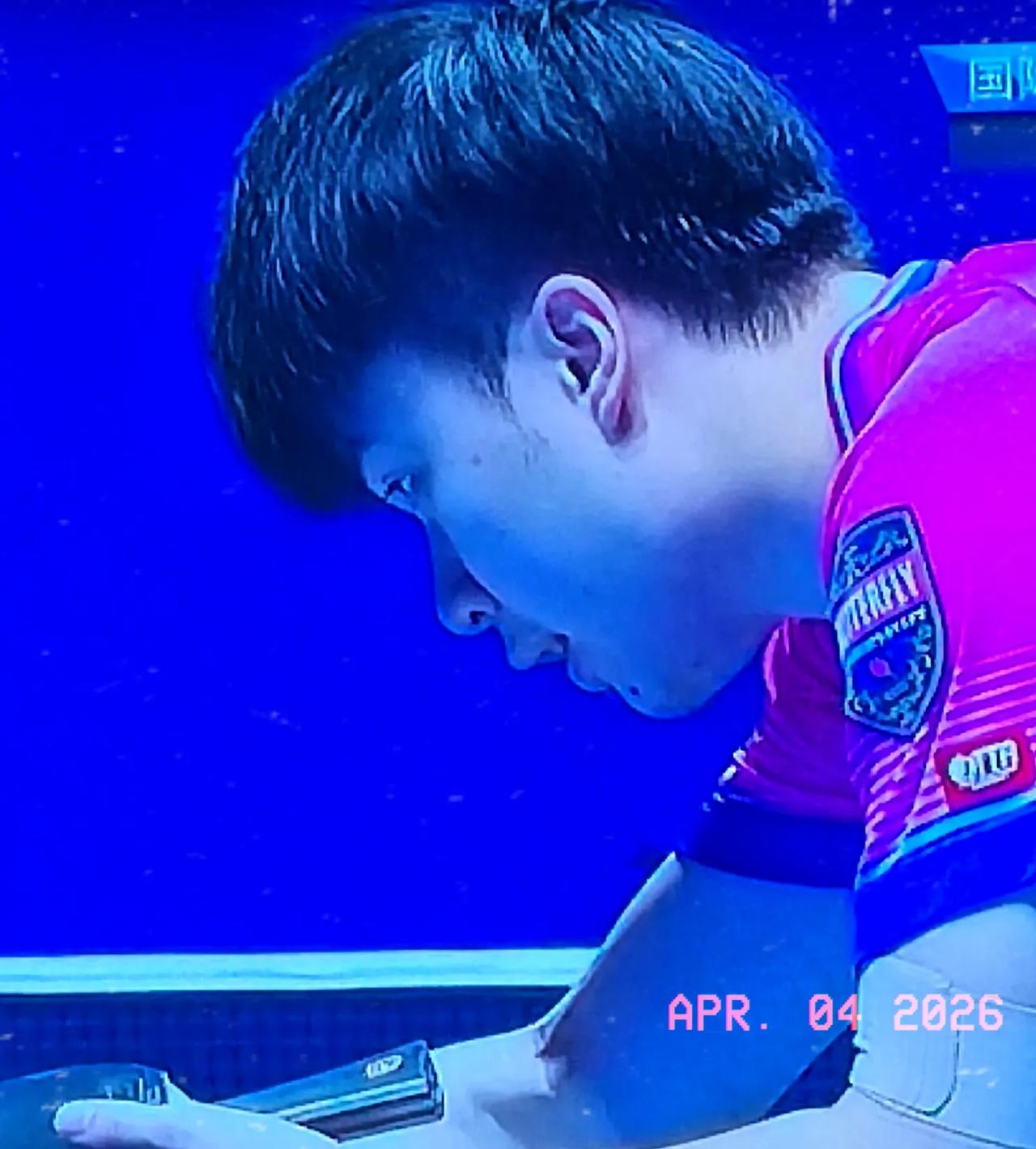 林昀儒大战张本智和
第2局，林昀儒稳定心态，打得更加专注，减少失误，比分一路领先