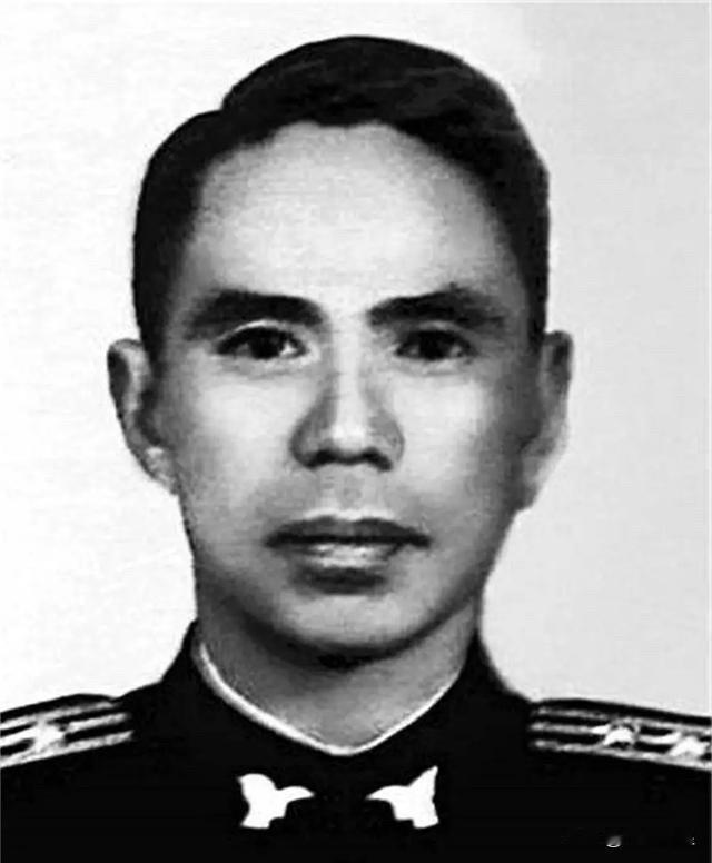 [微风]1992年，84岁大特务毛森，在病重之际抓住儿子的手说：“我有一个憋了四