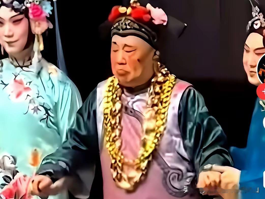 有人指责郭德纲相声京剧太俗了！不能用所谓接地气遮丑！别再混淆雅俗！真正接地气的相