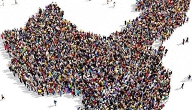生育大局已定：不出意外的话，2026年起中国人口将迎来3大变化。

现在谈人口，