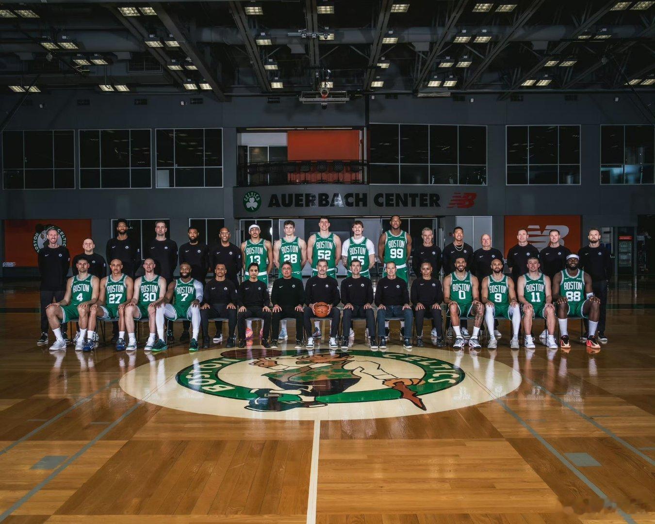 明天上午6点45，在咪咕视频、移动高清直播凯尔特人VS76人。会有奇迹吗？ 