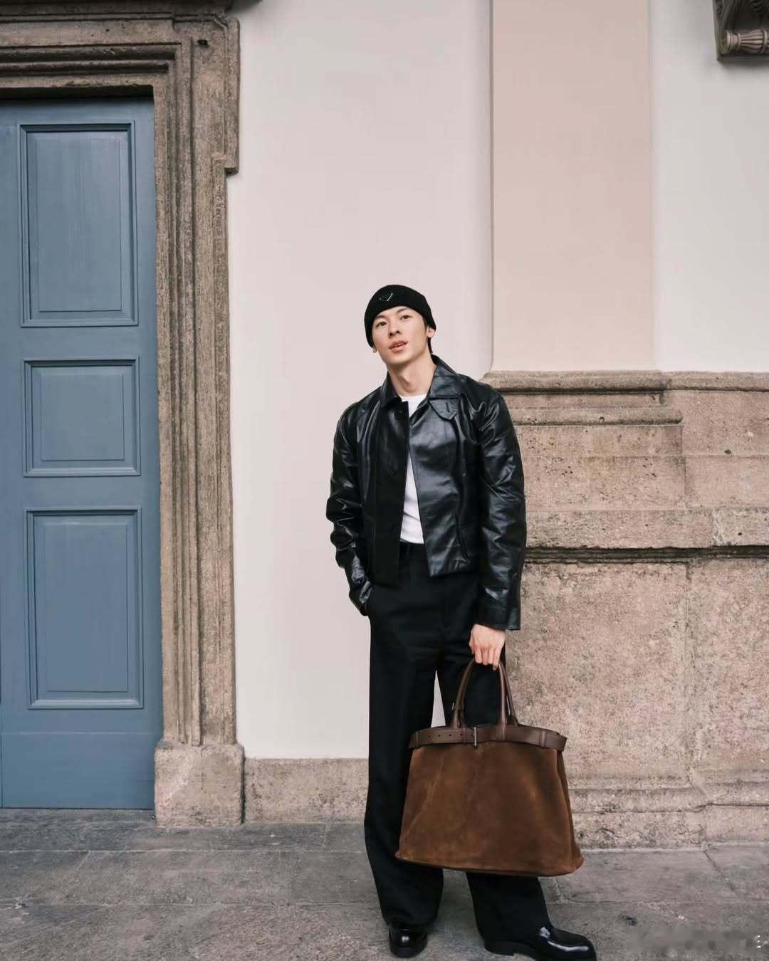 型男许光汉在米兰🚶🏻♂️ 