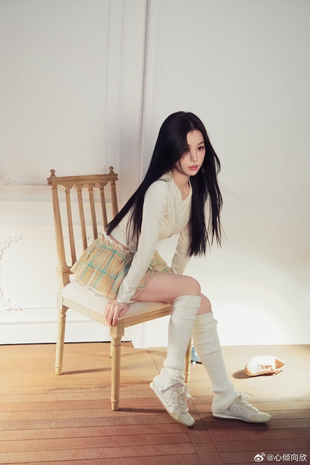 SamEdelman品牌代言人虞书欣虞书欣这个世界不坏 天塌了还有你爱我૮ •?