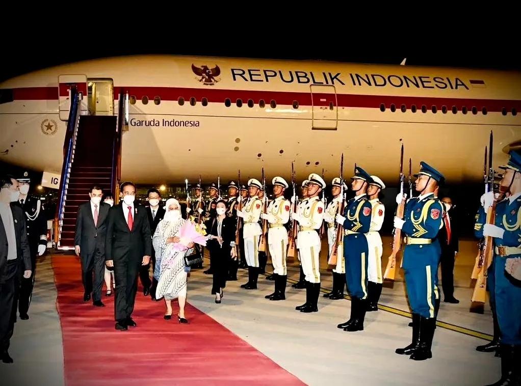 来华参加成都大运会开幕式的国家元首有：印度尼西亚总统佐科、毛里塔尼亚总统加兹瓦尼