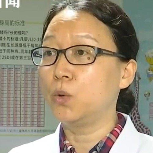 2025年流感季主要毒株为甲型H3N2，与2024年主流的甲型H1N1不同，人群