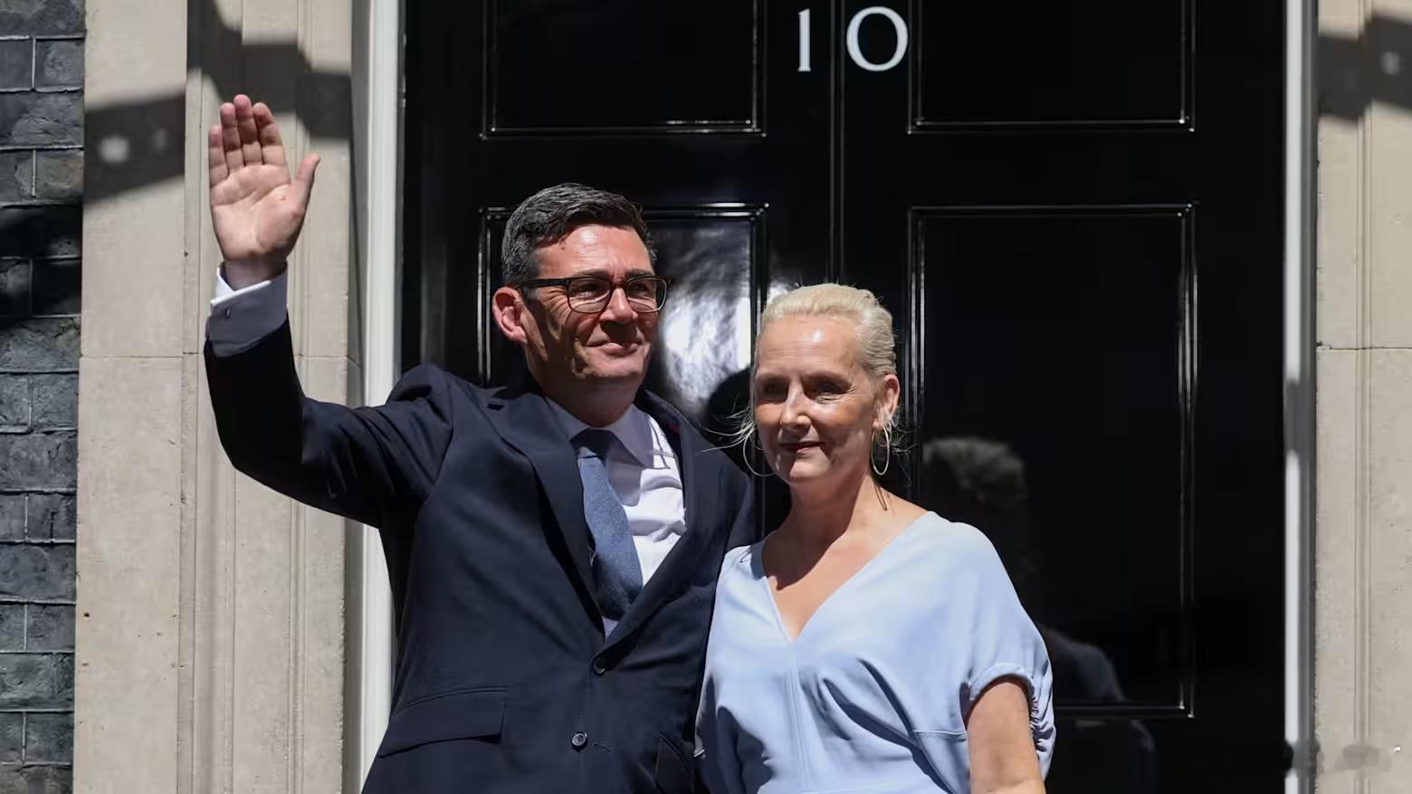 伯纳姆表示，英国仍将“百分之百”支持乌克兰英国首相安迪·伯纳姆周二表示，英国将“