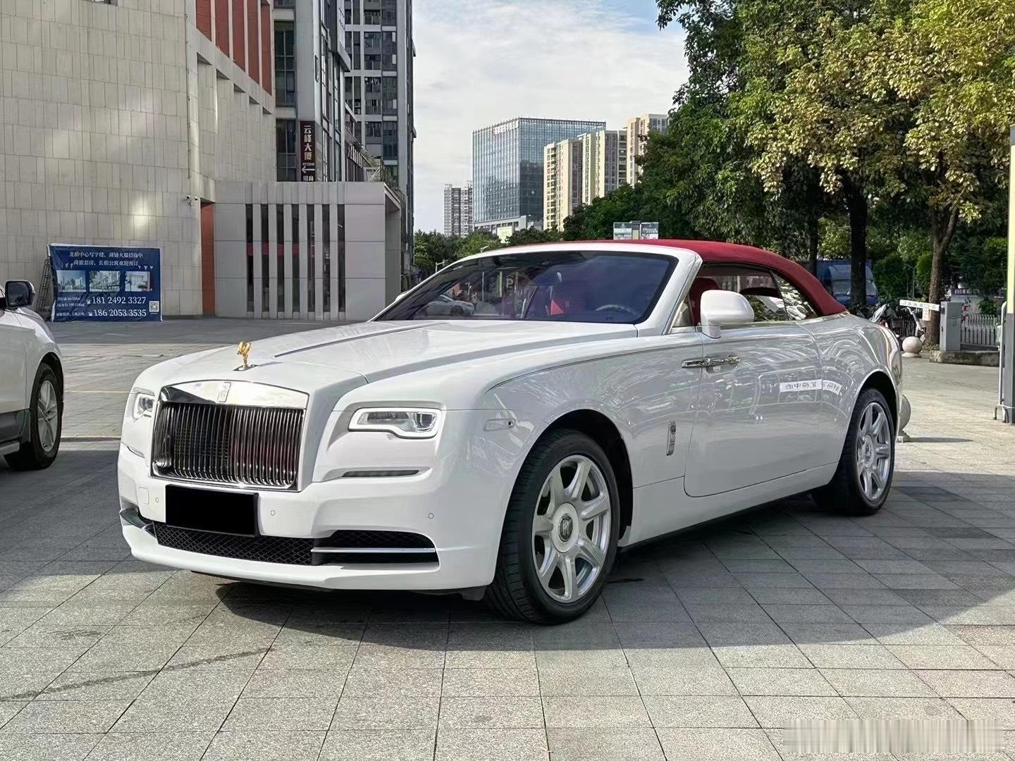 劳斯莱斯曜影，真好看。 ​​​