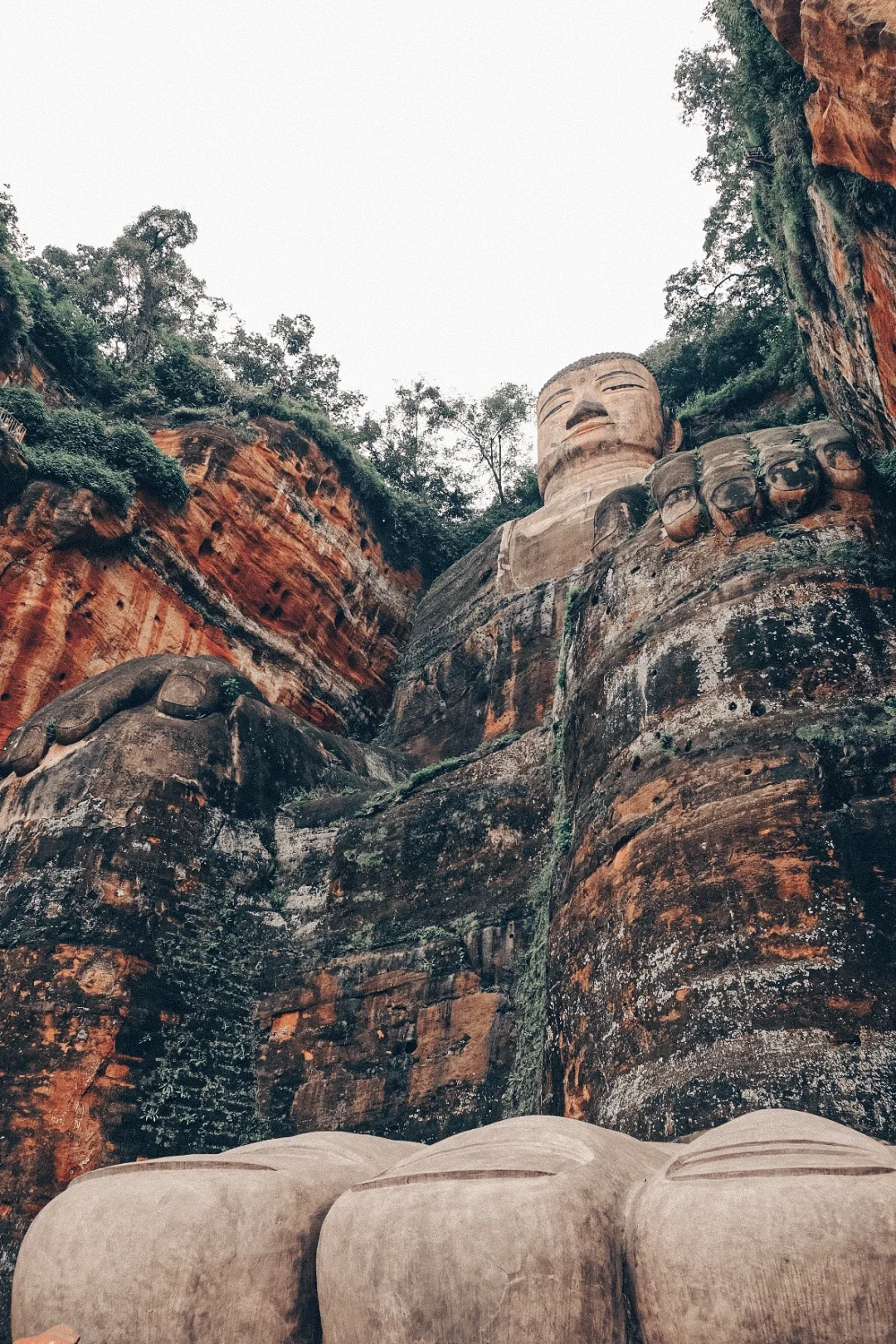 乐山大佛‼️考古妹子带您敬畏观佛、跨界合影