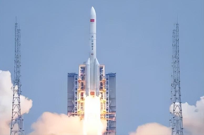 2026年6月11日这一天，注定会载入史册，成为永恒！

6月11日晚上，海南文