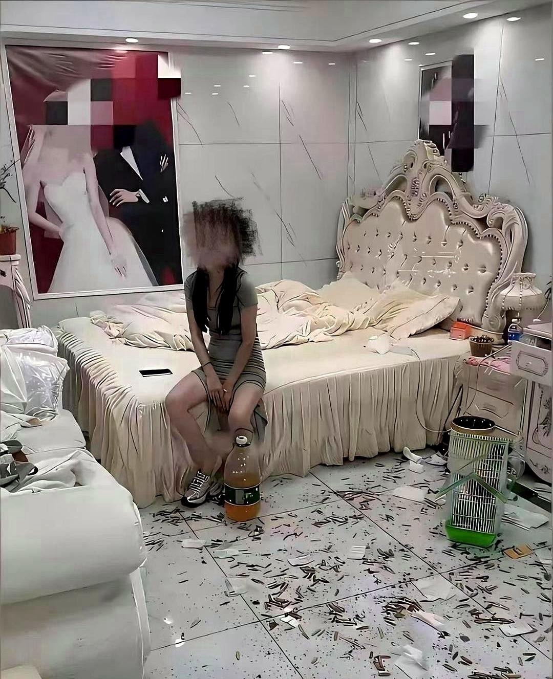 婚房纸条新婚之夜的喧闹还悬在半空垃圾袋里那张皱纸条突然戳破所有喜庆那句请务必让新