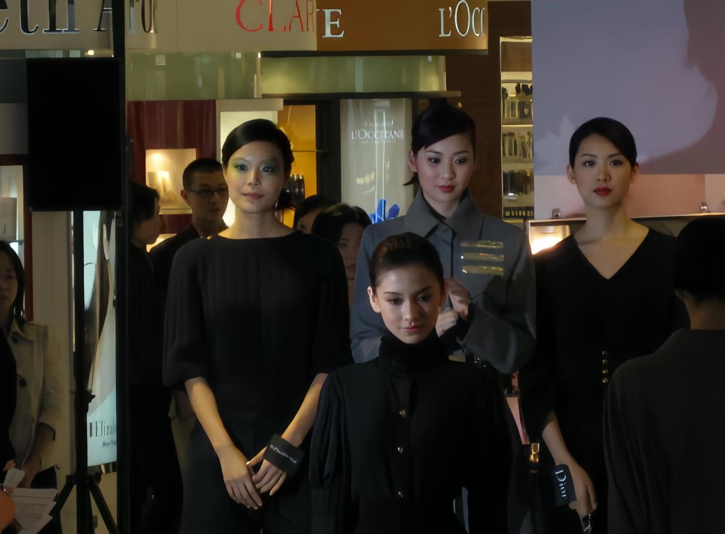 当年小小的老子真的被美哭了