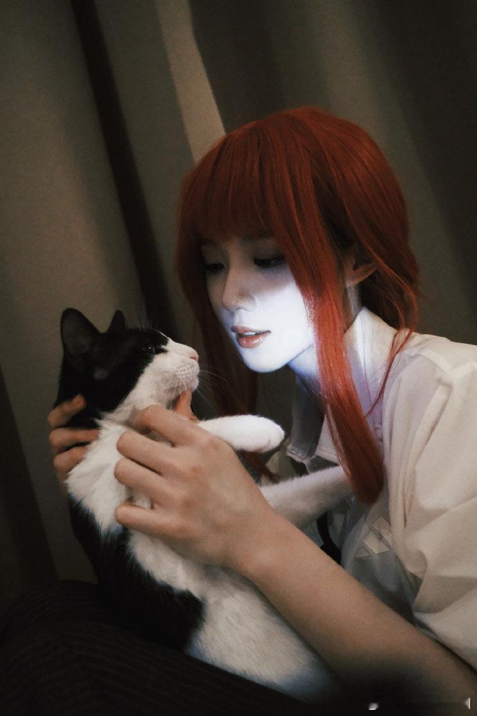 这个卢昱晓营业封神了好吗 ​​​