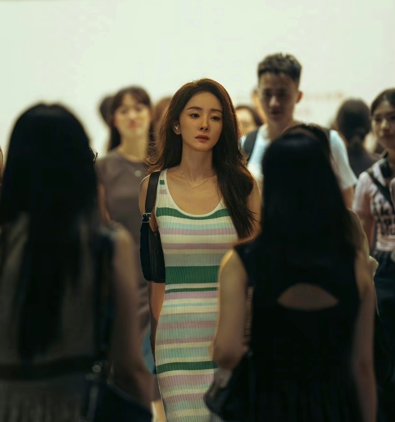 杨幂好长地表最强166.5 